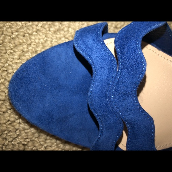 PRADA Wavy Strap Suede Sandals - Picture 3 of 5
